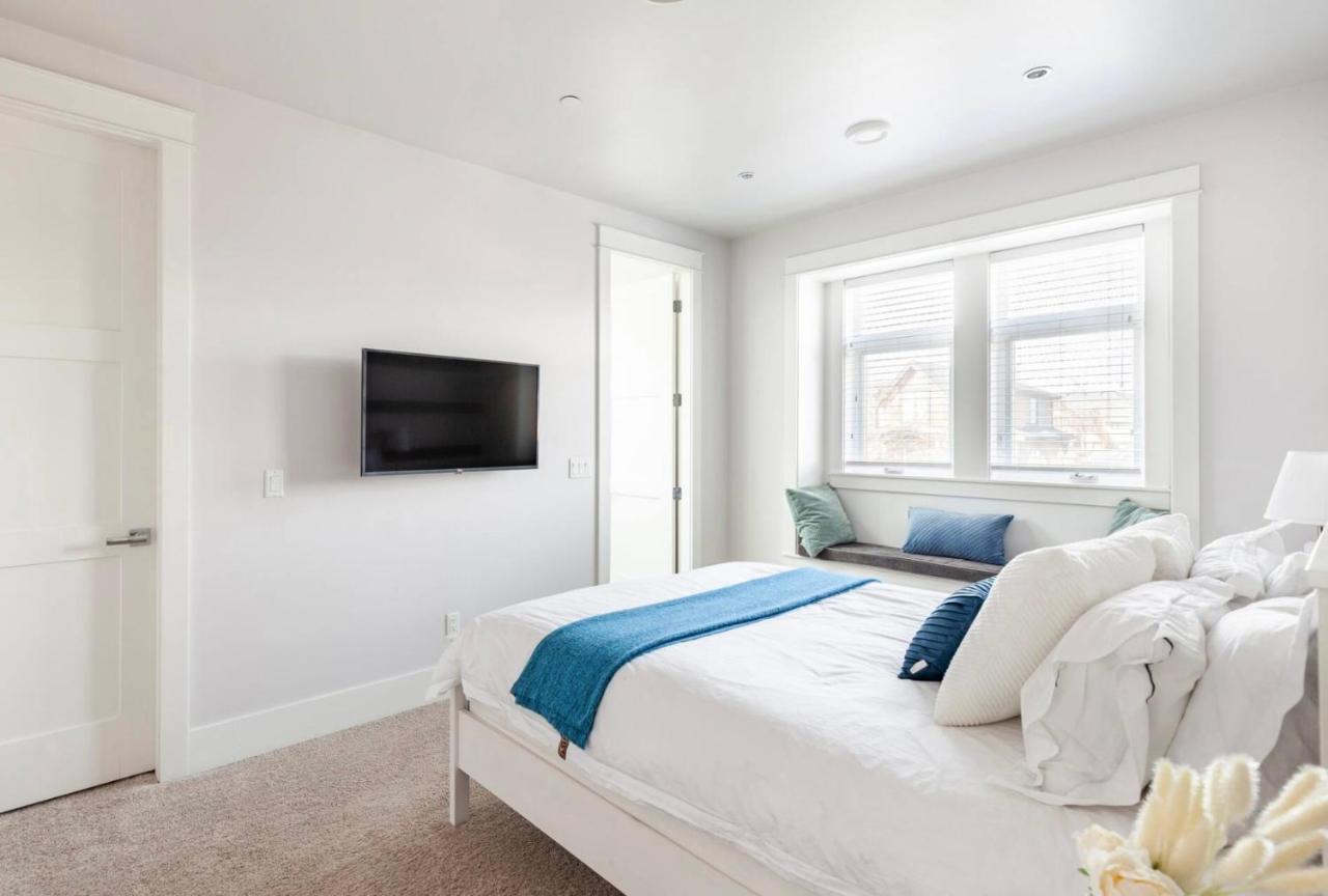 Vancouver West Cozy Retreat By Host Launch Екстер'єр фото